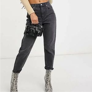 Top Shop Mom Jeans Black w/ Distressed Hem size 28